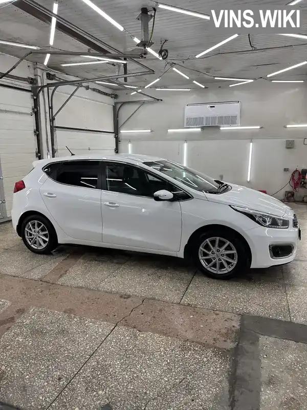 Хетчбек Kia Ceed 2018 1.59 л. Автомат обл. Харківська, Харків - Фото 1/19