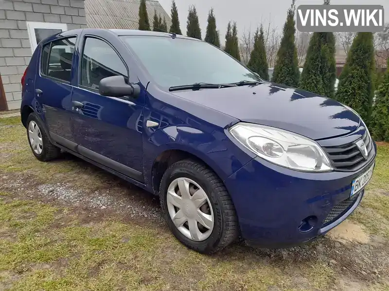 Хэтчбек Dacia Sandero 2009 1.4 л. Ручная / Механика обл. Ровенская, Ровно - Фото 1/21