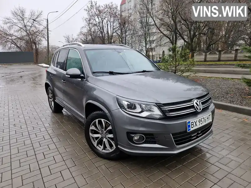 Внедорожник / Кроссовер Volkswagen Tiguan 2013 1.98 л. Автомат обл. Хмельницкая, Хмельницкий - Фото 1/21