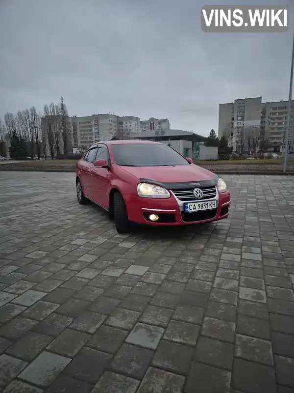 Седан Volkswagen Jetta 2009 1.6 л. Автомат обл. Черкасская, Черкассы - Фото 1/21