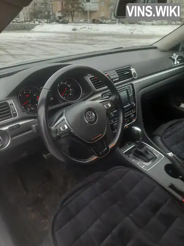 1VWAA7A39JC028749 Volkswagen Passat 2018 Седан 1.98 л. Фото 4