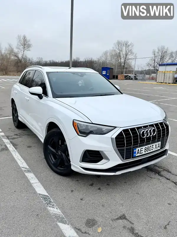 Внедорожник / Кроссовер Audi Q3 2019 1.98 л. Автомат обл. Днепропетровская, Каменское (Днепродзержинск) - Фото 1/21