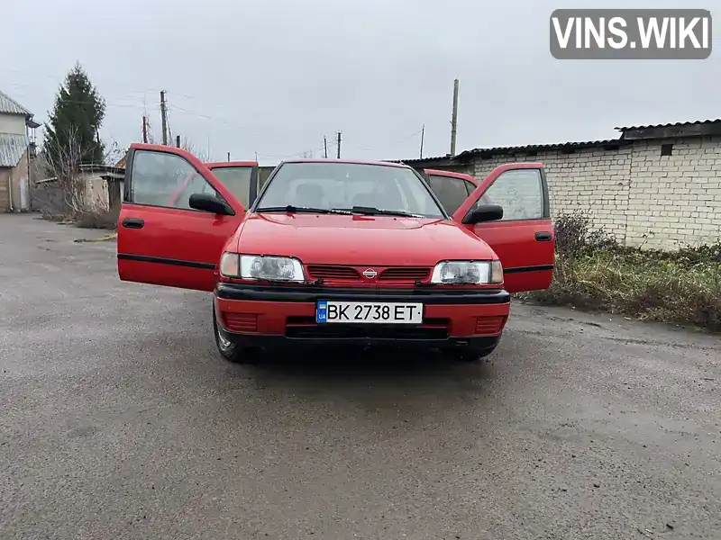 Седан Nissan Sunny 1993 1.6 л. Ручная / Механика обл. Ровенская, Костополь - Фото 1/21