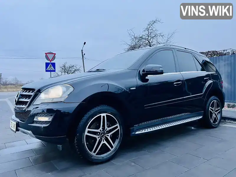 Позашляховик / Кросовер Mercedes-Benz M-Class 2011 3 л. Автомат обл. Львівська, Самбір - Фото 1/21