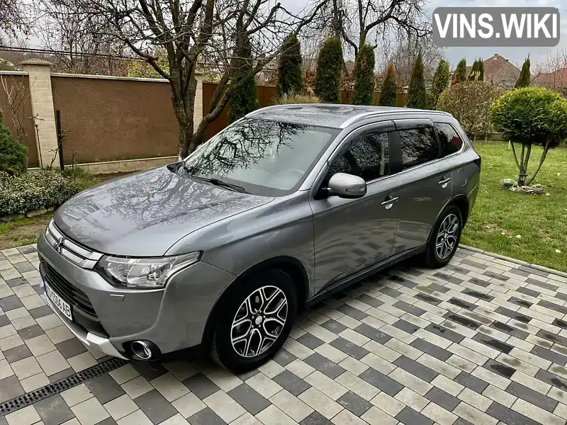 Внедорожник / Кроссовер Mitsubishi Outlander 2015 2 л. Автомат обл. Закарпатская, Мукачево - Фото 1/21