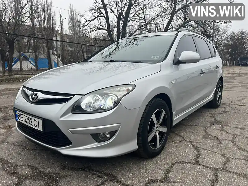 Універсал Hyundai i30 2011 1.6 л. Автомат обл. Миколаївська, Миколаїв - Фото 1/21