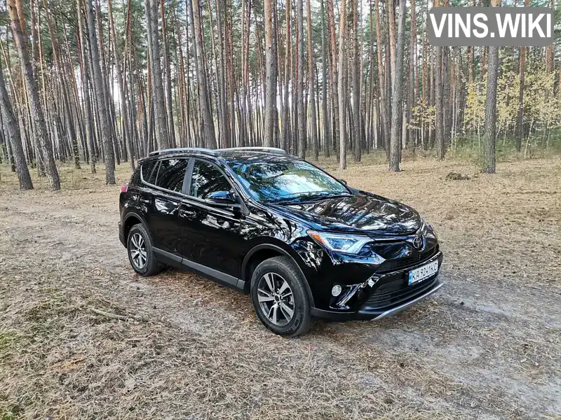 Позашляховик / Кросовер Toyota RAV4 2018 2.49 л. Автомат обл. Київська, Київ - Фото 1/21