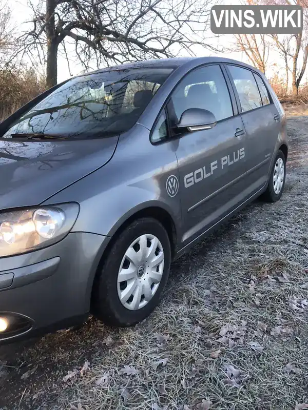 Хетчбек Volkswagen Golf Plus 2008 1.6 л. Ручна / Механіка обл. Вінницька, Ямпіль - Фото 1/21