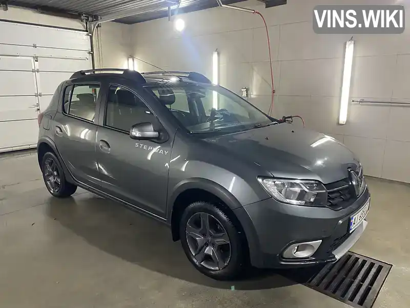 Позашляховик / Кросовер Renault Sandero StepWay 2017 1.5 л. Ручна / Механіка обл. Київська, Київ - Фото 1/21