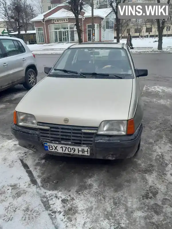 Седан Opel Kadett 1986 1.3 л. Ручна / Механіка обл. Хмельницька, Шепетівка - Фото 1/11