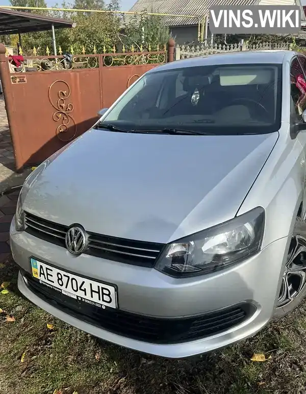 Седан Volkswagen Polo 2012 1.6 л. Ручна / Механіка обл. Кіровоградська, Кропивницький (Кіровоград) - Фото 1/9