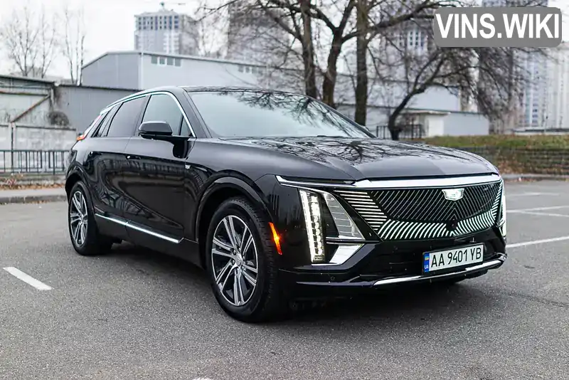 Внедорожник / Кроссовер Cadillac Lyriq 2023 null_content л. обл. Киевская, Киев - Фото 1/21