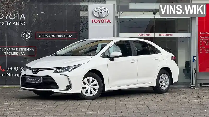 Седан Toyota Corolla 2022 1.6 л. Вариатор обл. Закарпатская, Ужгород - Фото 1/21