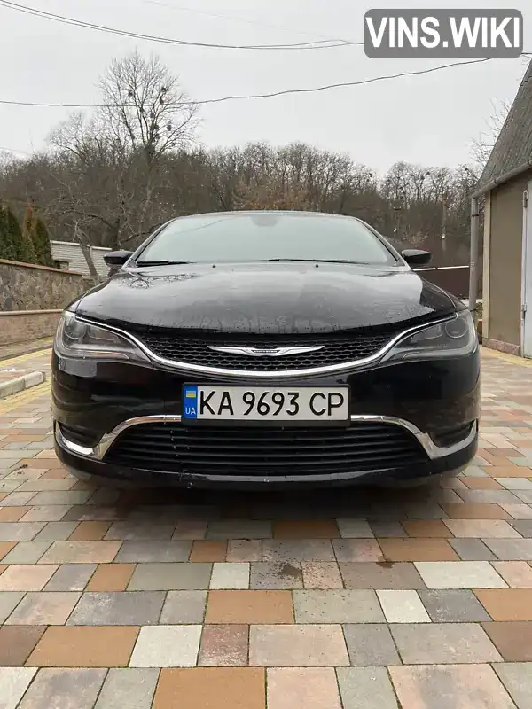 Седан Chrysler 200 2015 2.36 л. Автомат обл. Киевская, Тетиев - Фото 1/16