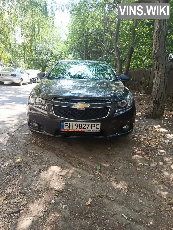 Седан Chevrolet Cruze 2014 1.8 л. Автомат обл. Одесская, Одесса - Фото 1/9