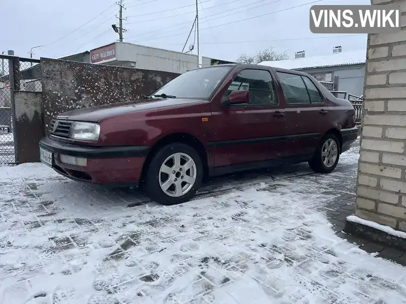 Седан Volkswagen Vento 1993 1.78 л. Ручна / Механіка обл. Волинська, Горохів - Фото 1/18