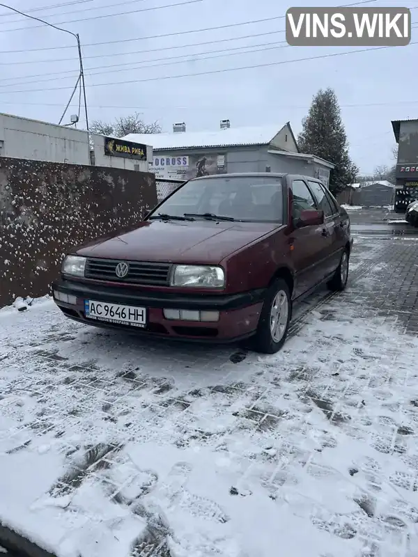 WVWZZZ1HZPW501730 Volkswagen Vento 1993 Седан 1.78 л. Фото 2