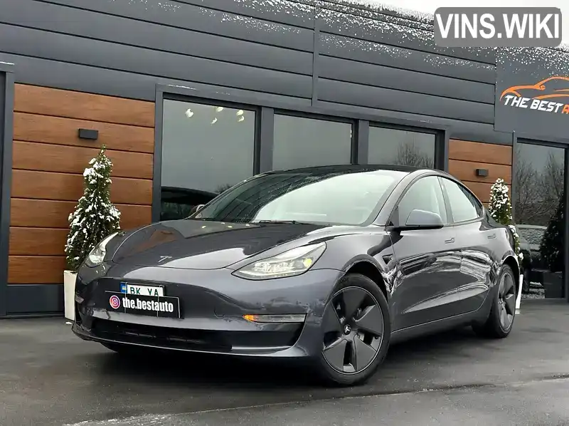 Седан Tesla Model 3 2023 null_content л. Автомат обл. Рівненська, Рівне - Фото 1/21