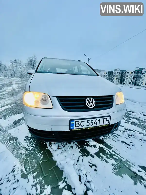 Мінівен Volkswagen Touran 2004 1.6 л. Ручна / Механіка обл. Львівська, Львів - Фото 1/21