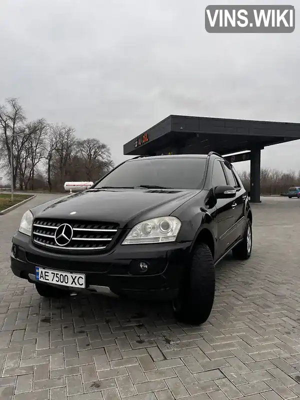 Внедорожник / Кроссовер Mercedes-Benz M-Class 2006 3 л. Автомат обл. Днепропетровская, Днепр (Днепропетровск) - Фото 1/21