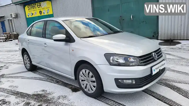 Седан Volkswagen Polo 2017 1.4 л. Автомат обл. Київська, Київ - Фото 1/21