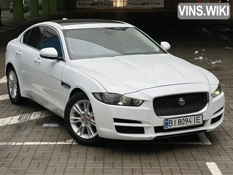 Седан Jaguar XE 2018 2 л. Автомат обл. Полтавская, Кременчуг - Фото 1/21