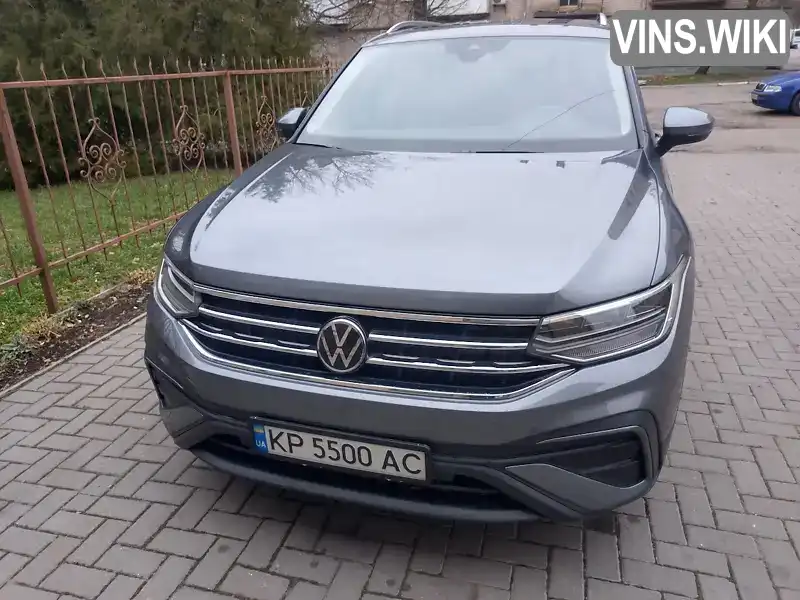 Внедорожник / Кроссовер Volkswagen Tiguan 2022 1.98 л. Типтроник обл. Запорожская, Запорожье - Фото 1/16