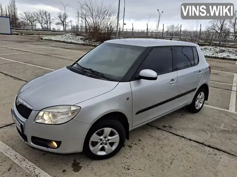 Хэтчбек Skoda Fabia 2008 1.2 л. Ручная / Механика обл. Николаевская, Южноукраинск - Фото 1/14