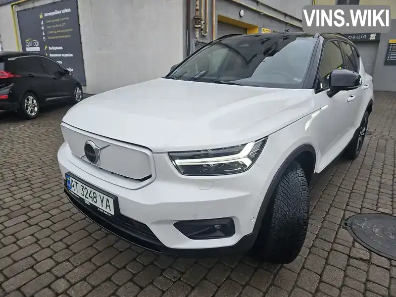 Внедорожник / Кроссовер Volvo XC40 2022 null_content л. Автомат обл. Ивано-Франковская, Ивано-Франковск - Фото 1/21