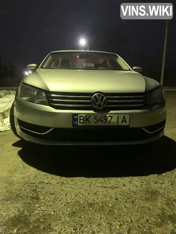 Седан Volkswagen Passat 2014 1.8 л. Типтроник обл. Ровенская, Вараш (Кузнецовск) - Фото 1/15