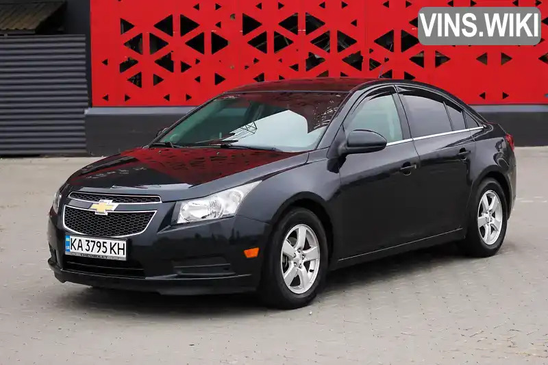 Седан Chevrolet Cruze 2013 1.36 л. Автомат обл. Київська, Київ - Фото 1/21