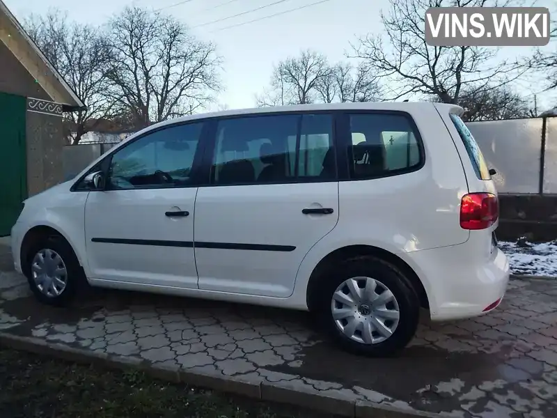 Минивэн Volkswagen Touran 2011 1.6 л. Автомат обл. Черновицкая, Хотин - Фото 1/21