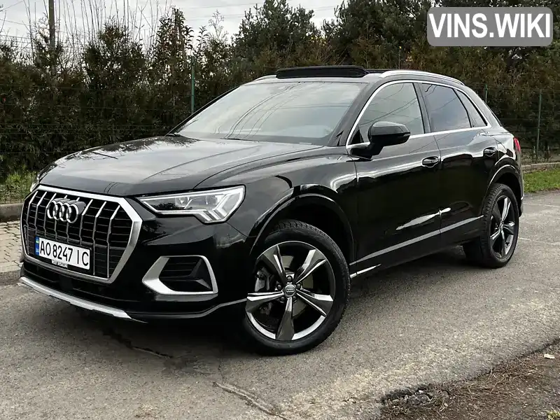 Позашляховик / Кросовер Audi Q3 2019 2 л. Автомат обл. Закарпатська, Ужгород - Фото 1/21