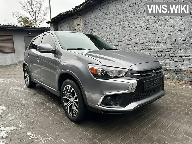 Внедорожник / Кроссовер Mitsubishi Outlander Sport 2018 2 л. Автомат обл. Харьковская, Харьков - Фото 1/21