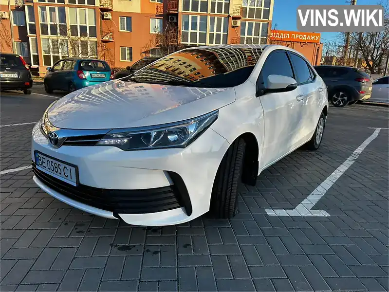 Седан Toyota Corolla 2018 1.6 л. Автомат обл. Николаевская, Николаев - Фото 1/15