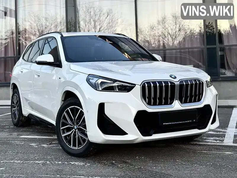 Позашляховик / Кросовер BMW X1 2022 2 л. Автомат обл. Київська, Київ - Фото 1/21