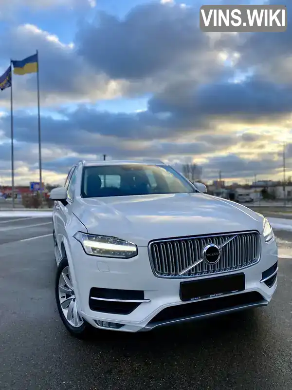 YV1LC68BCJ1331007 Volvo XC90 2017 Позашляховик / Кросовер 1.97 л. Фото 2