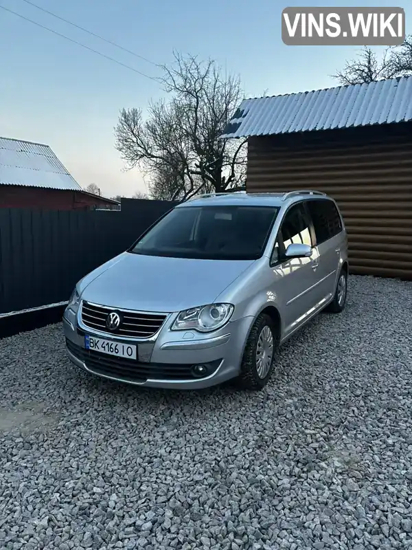 Мінівен Volkswagen Touran 2006 1.97 л. Ручна / Механіка обл. Рівненська, Березне - Фото 1/21