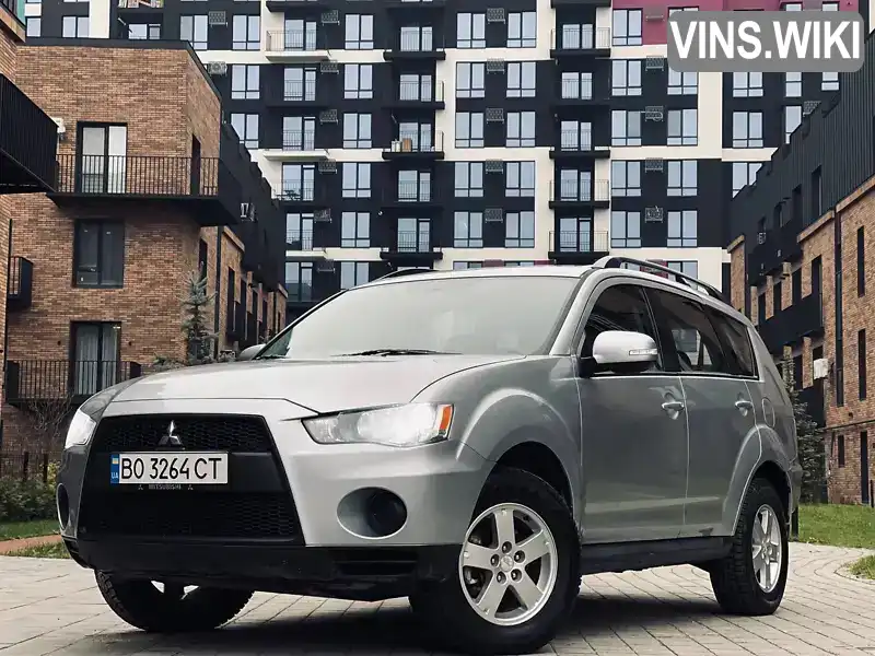 Внедорожник / Кроссовер Mitsubishi Outlander XL 2011 2 л. Автомат обл. Ивано-Франковская, Ивано-Франковск - Фото 1/21