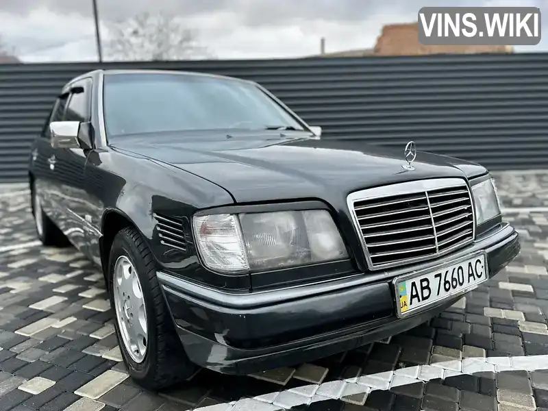 Седан Mercedes-Benz E-Class 1995 2.2 л. Ручна / Механіка обл. Миколаївська, Миколаїв - Фото 1/13