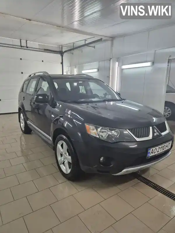 Позашляховик / Кросовер Mitsubishi Outlander 2009 2.4 л. Ручна / Механіка обл. Закарпатська, Ужгород - Фото 1/20