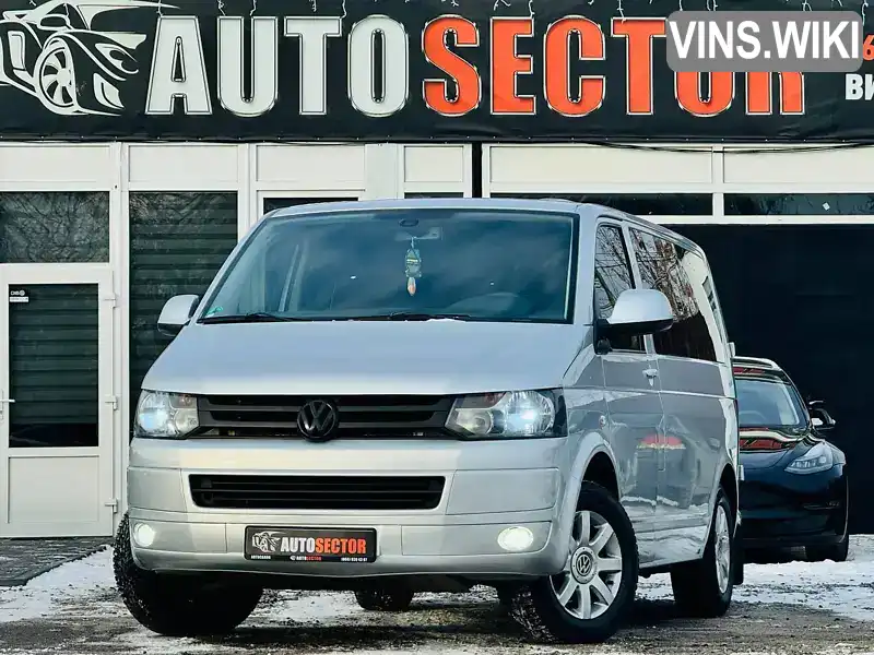 Мінівен Volkswagen Transporter 2010 2 л. Ручна / Механіка обл. Харківська, Харків - Фото 1/21