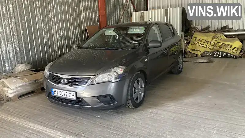 Хетчбек Kia Ceed 2010 1.58 л. Ручна / Механіка обл. Полтавська, Кременчук - Фото 1/6