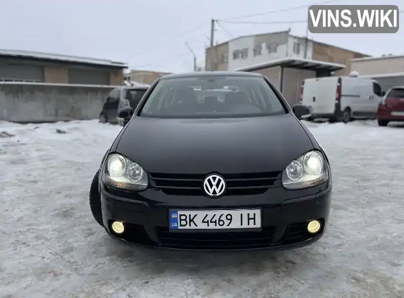 Хетчбек Volkswagen Golf 2005 2 л. Ручна / Механіка обл. Рівненська, Костопіль - Фото 1/15