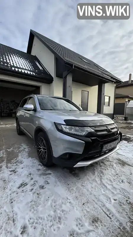 Позашляховик / Кросовер Mitsubishi Outlander 2015 2.36 л. Автомат обл. Дніпропетровська, Дніпро (Дніпропетровськ) - Фото 1/13