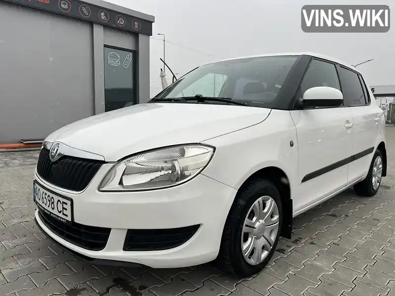 Хетчбек Skoda Fabia 2012 1.6 л. Ручна / Механіка обл. Закарпатська, Мукачево - Фото 1/13