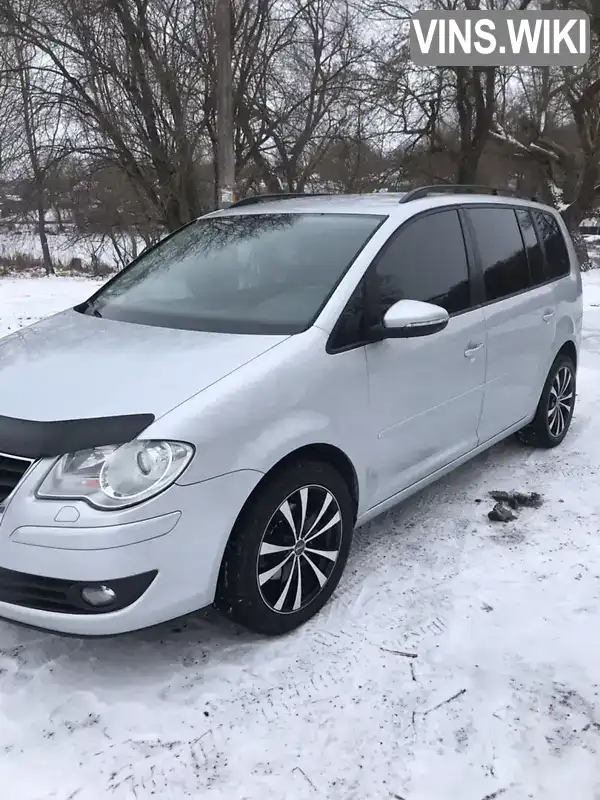 Минивэн Volkswagen Touran 2009 1.97 л. Автомат обл. Винницкая, Тульчин - Фото 1/20