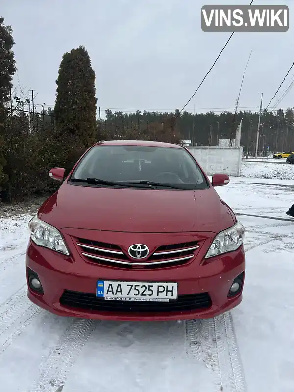 Седан Toyota Corolla 2010 1.6 л. Автомат обл. Київська, Київ - Фото 1/13