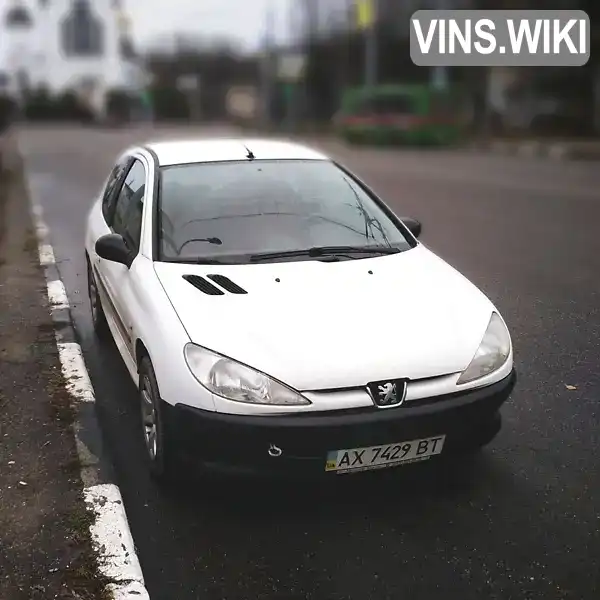 Хетчбек Peugeot 206 2002 null_content л. обл. Харківська, Харків - Фото 1/9