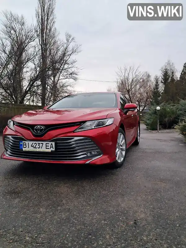 Седан Toyota Camry 2019 2.49 л. Автомат обл. Полтавська, Кременчук - Фото 1/21